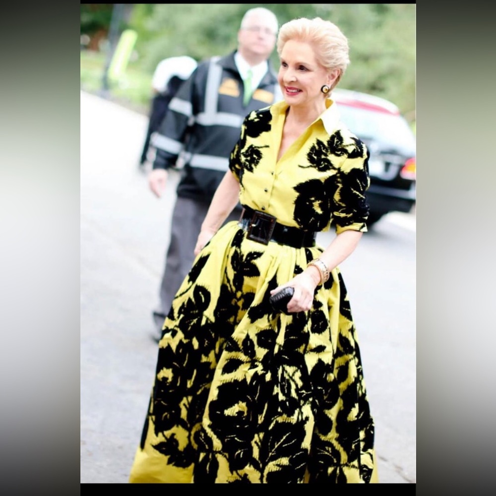 Carolina Herrera Gown Size 2